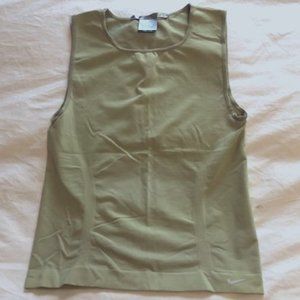 Women's NIKE Dri-Fit Seamless Sleeveless Athletic Tee Sz S/M